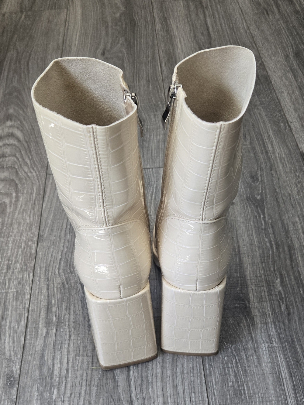 Princess Polly Jamie Croc Platform Boots Cream Square Toe Size 6. - Picture 6 of 9